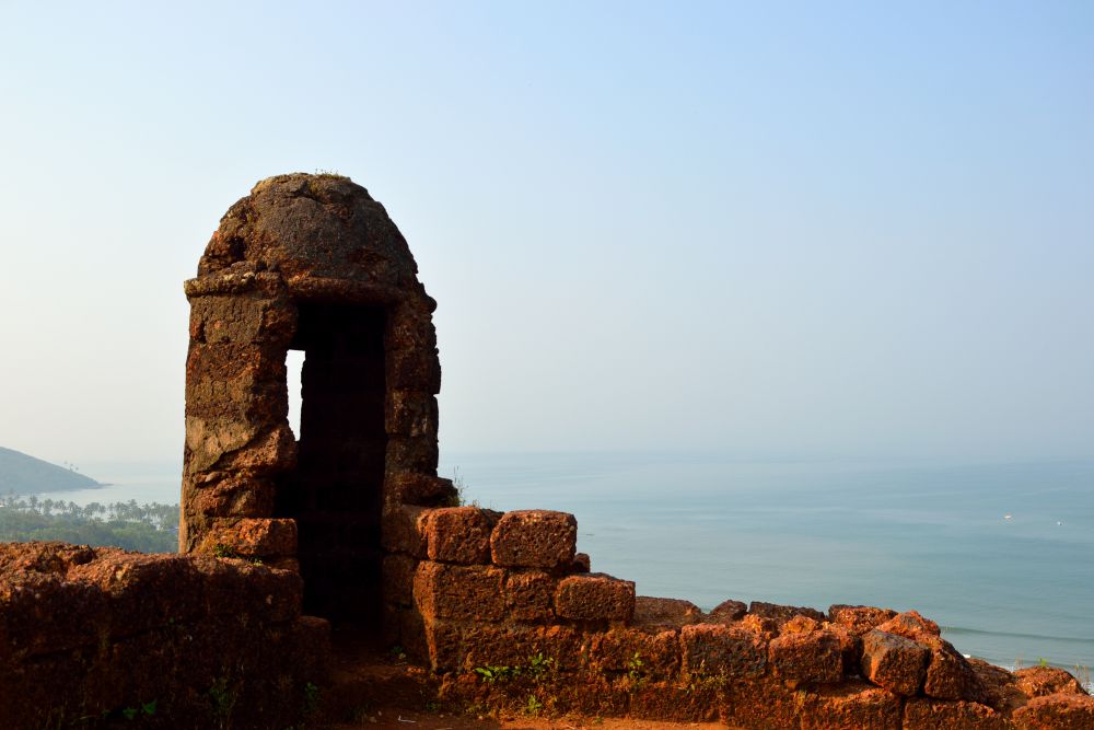 Chapora fort goa, chapora fort,goa india,goa travel guide, India travel,